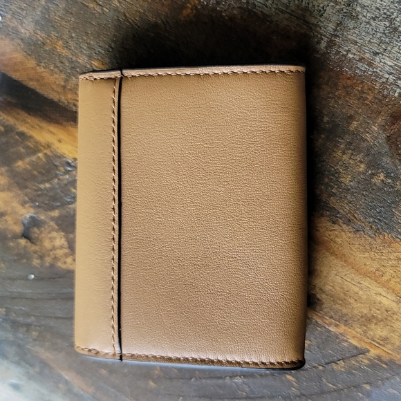 NWT Coach Leather Card Case - Picture 2 of 4